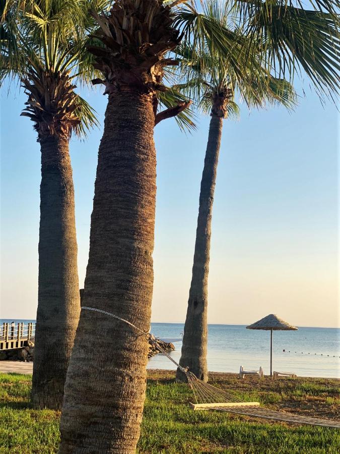 Relaxing Penthouse Suites By The Sea Vokolidha エクステリア 写真