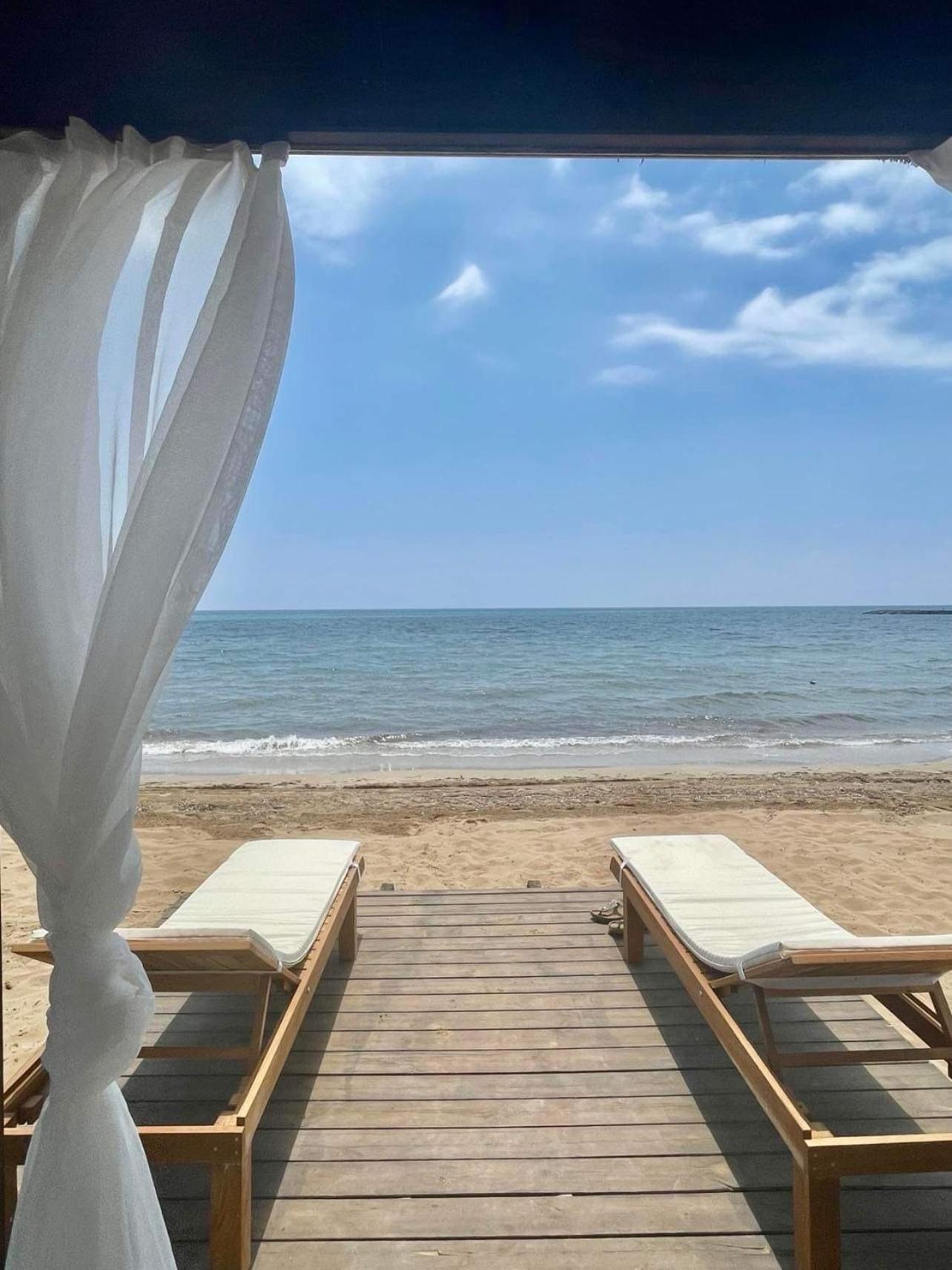 Relaxing Penthouse Suites By The Sea Vokolidha エクステリア 写真