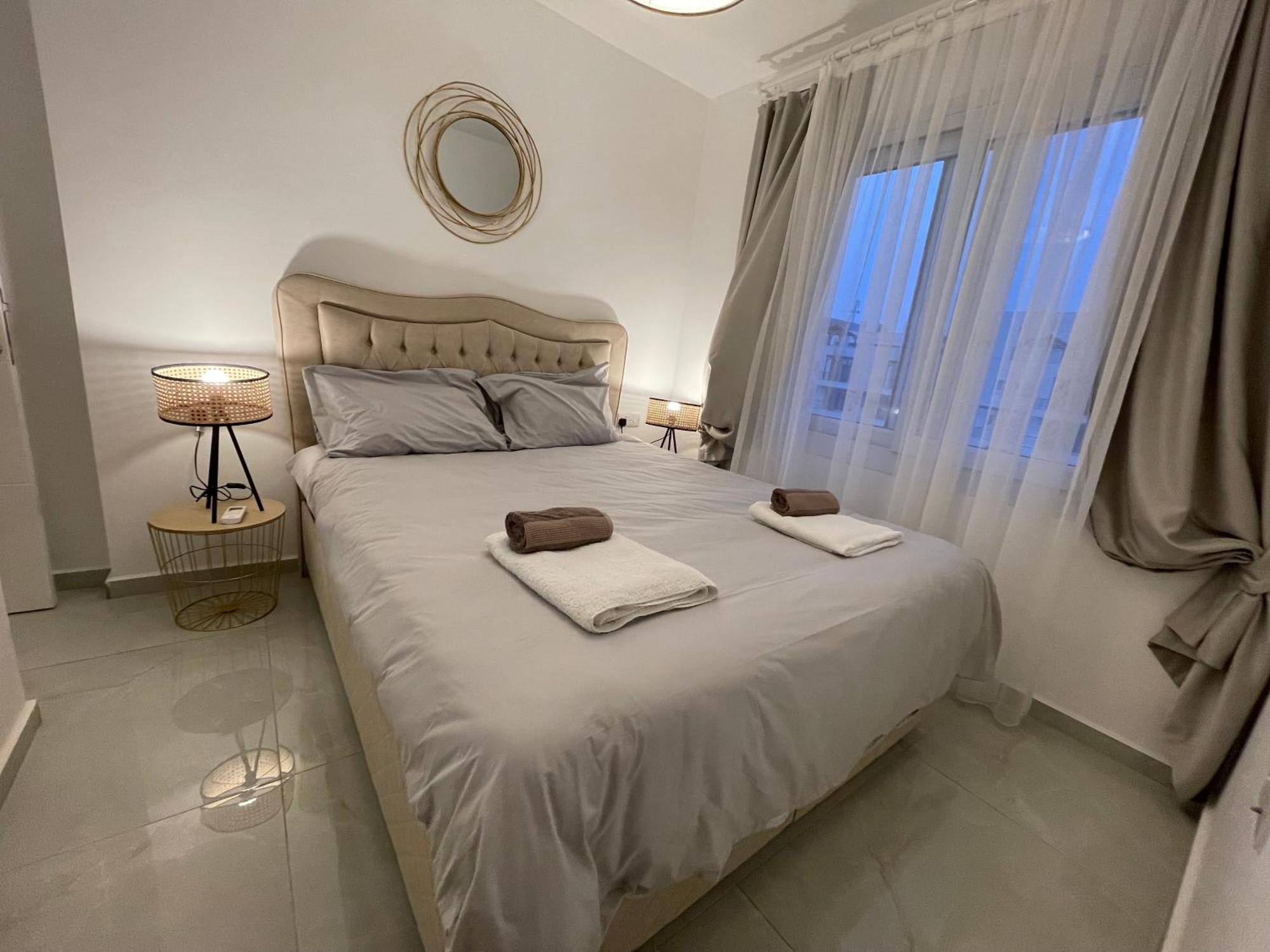 Relaxing Penthouse Suites By The Sea Vokolidha エクステリア 写真
