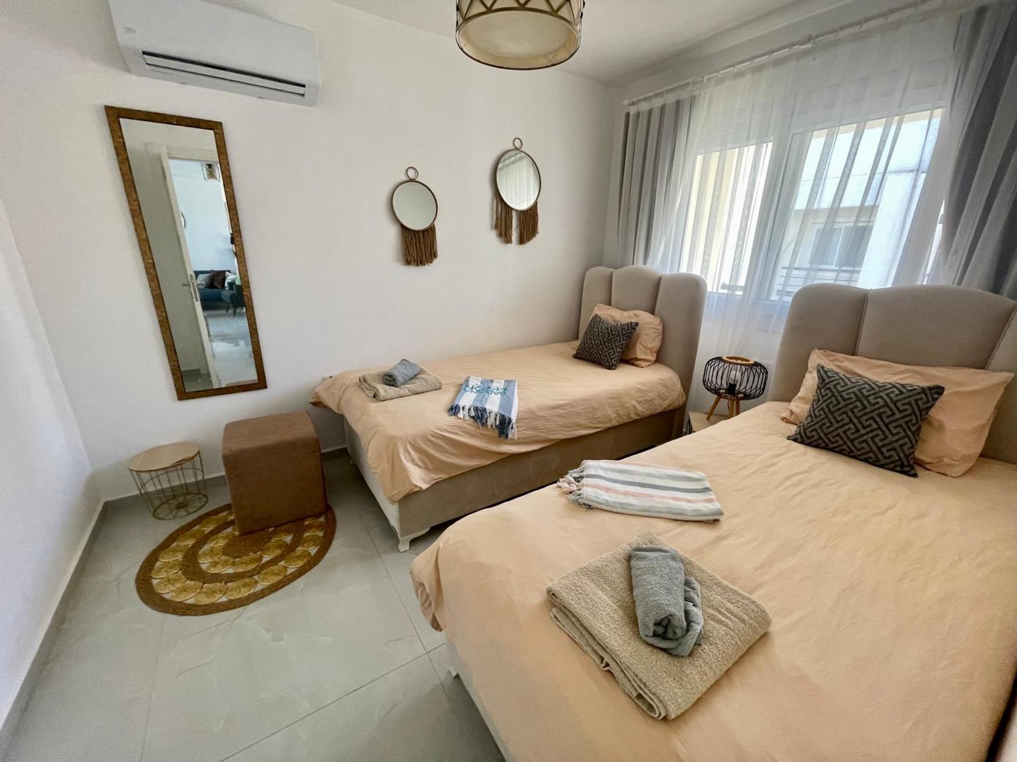 Relaxing Penthouse Suites By The Sea Vokolidha エクステリア 写真