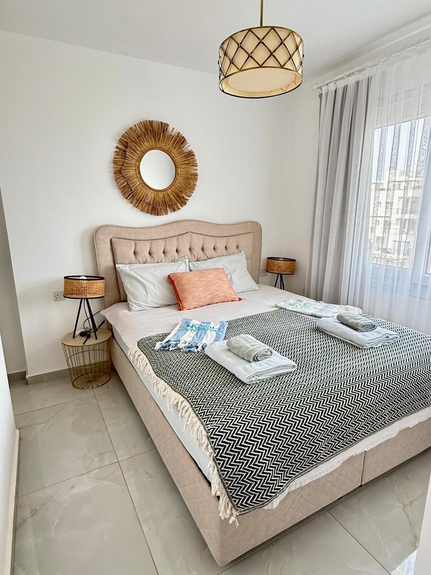 Relaxing Penthouse Suites By The Sea Vokolidha エクステリア 写真